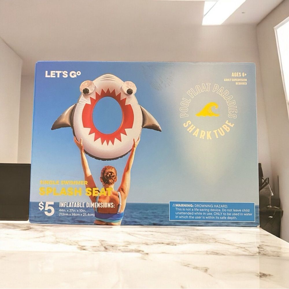 Five Below Shark Tube Splash Seat - Red and White